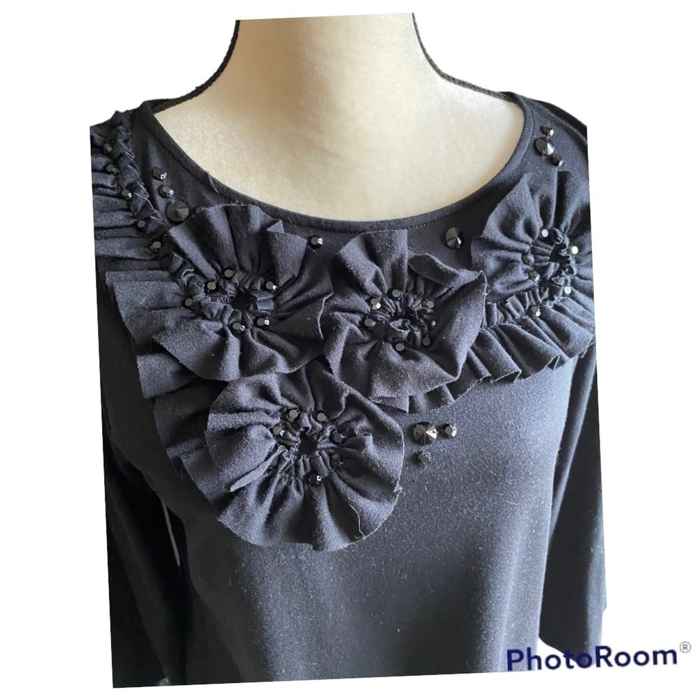 RUBY RD.-BLACK ROSETTE TOP-SIZE MEDIUM - Picture 2 of 6